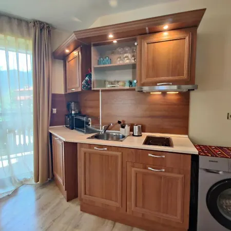 Fenix Emerald Apartament